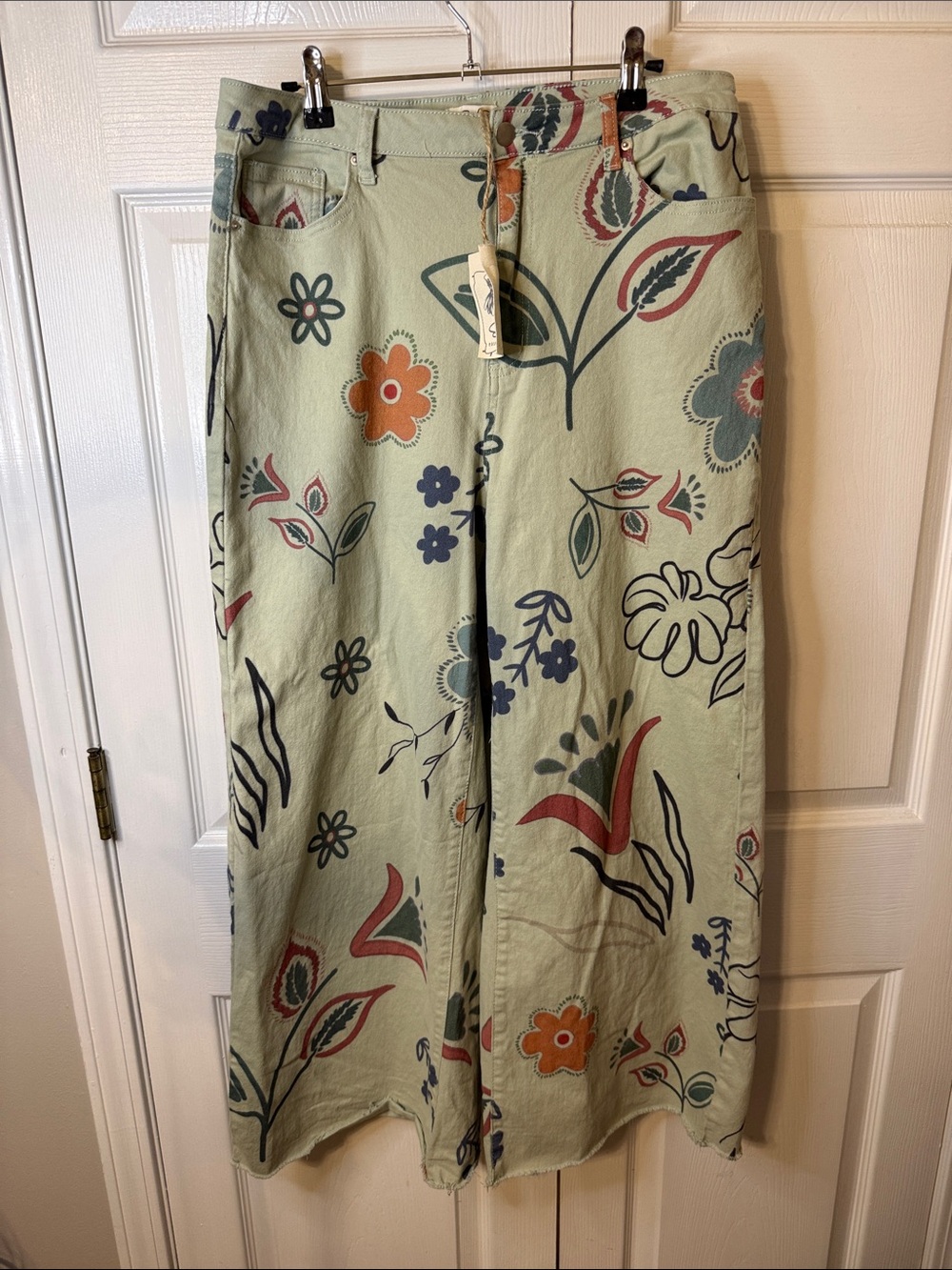 Easel wide Leg Boho Floral Twill Pants with Multicolor Print